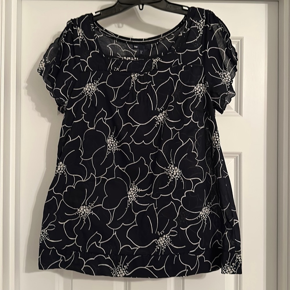 Cute GAP Blouse! 😍